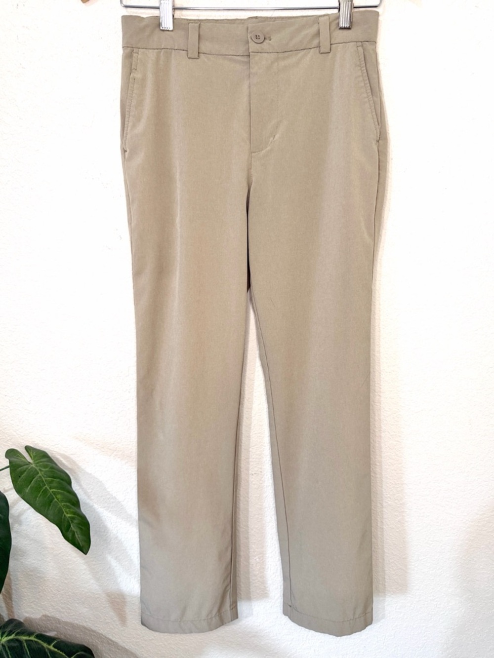 Vineyard Vines Performance Tan Brown Khaki Pants Lightweight Boys Size 14